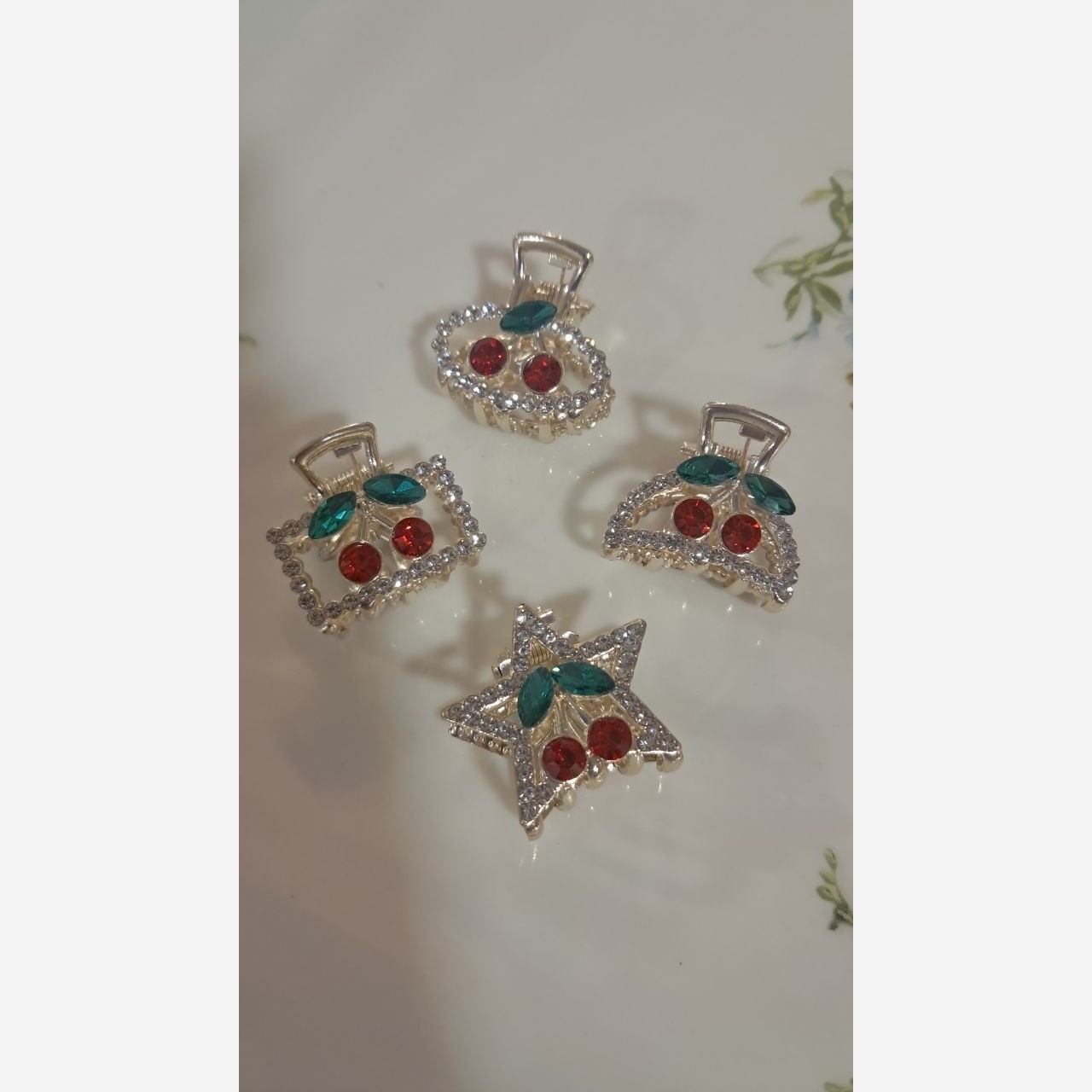 کلیپس مینیمال گیلاسی